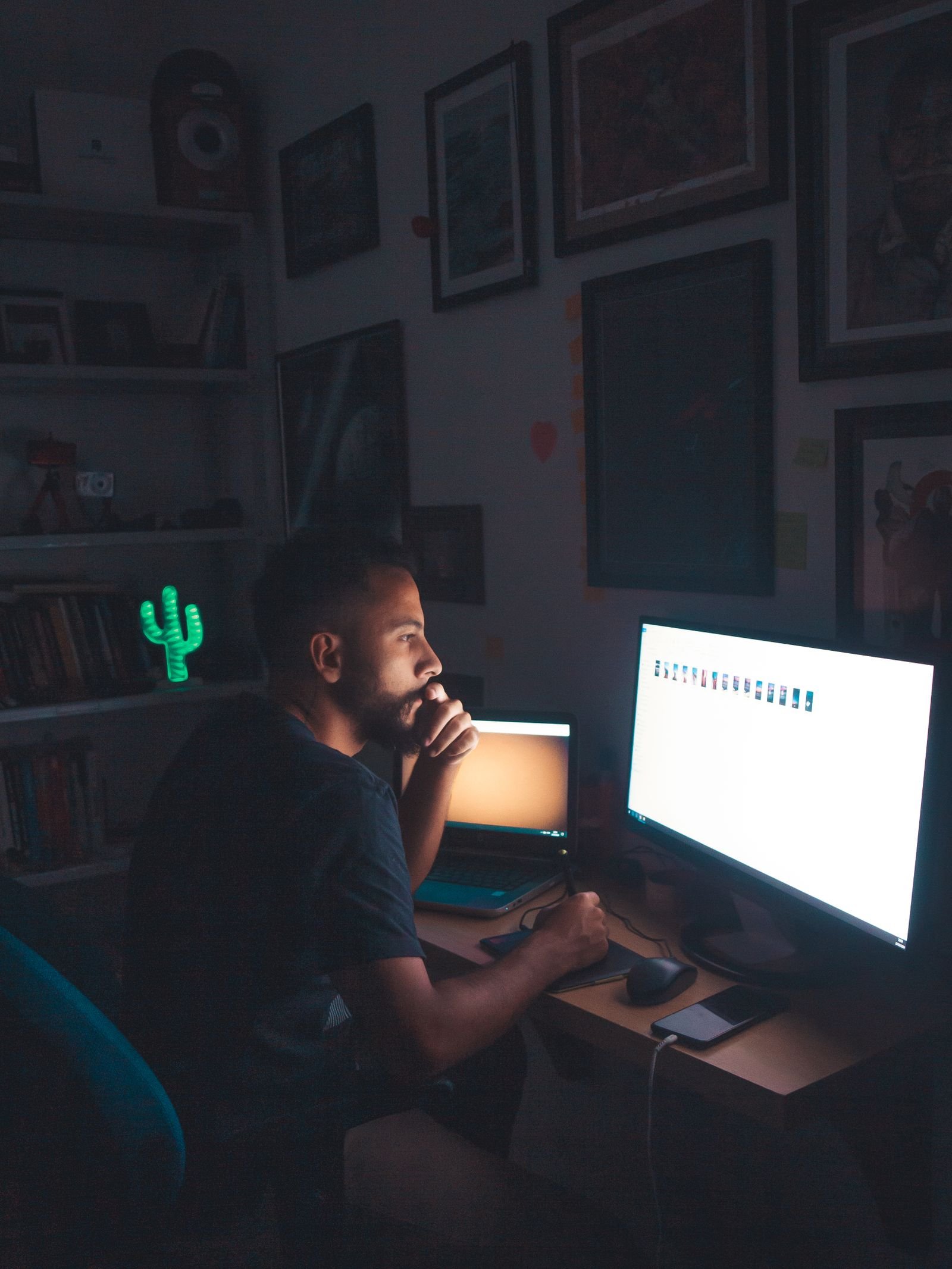 SEO expert analyzing keyword rankings
